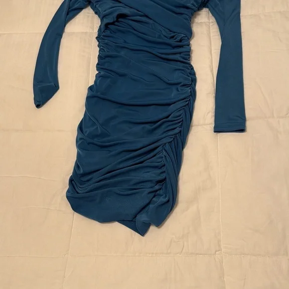Abercrombie & Fitch Blue Off The Shoulder Ruched Cocktail Dress - Picture 2 of 4
